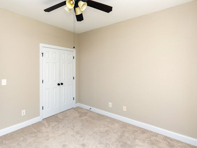 75 Glen Oaks Drive, Youngsville, NC 27596