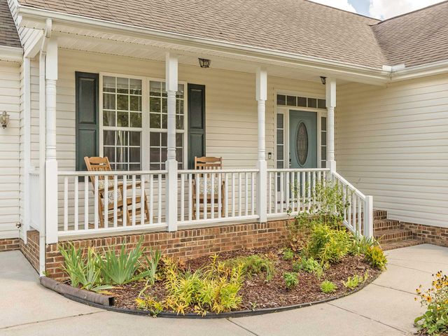 75 Glen Oaks Drive, Youngsville, NC 27596