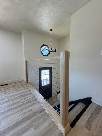 818 E 19th Street N, Newton, IA 50208