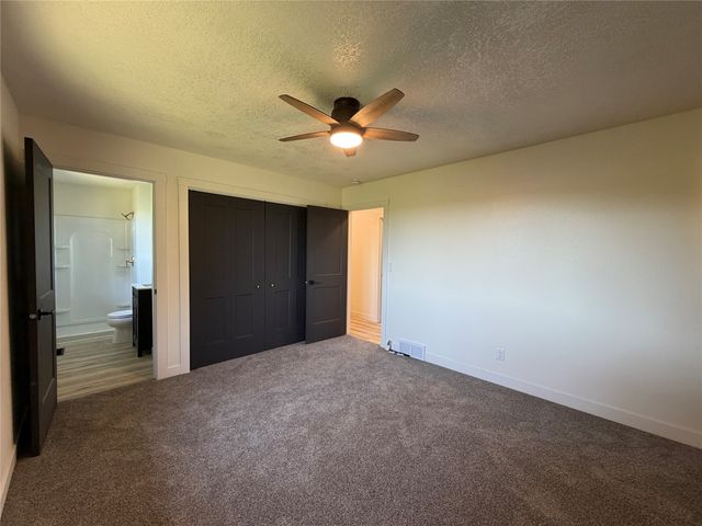 818 E 19th Street N, Newton, IA 50208