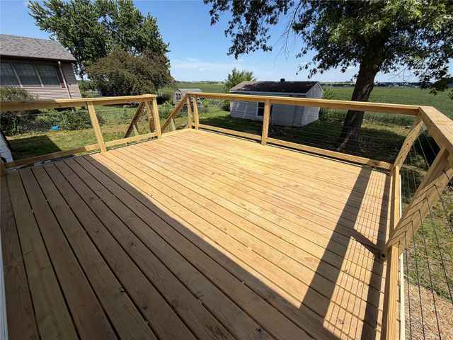 818 E 19th Street N, Newton, IA 50208