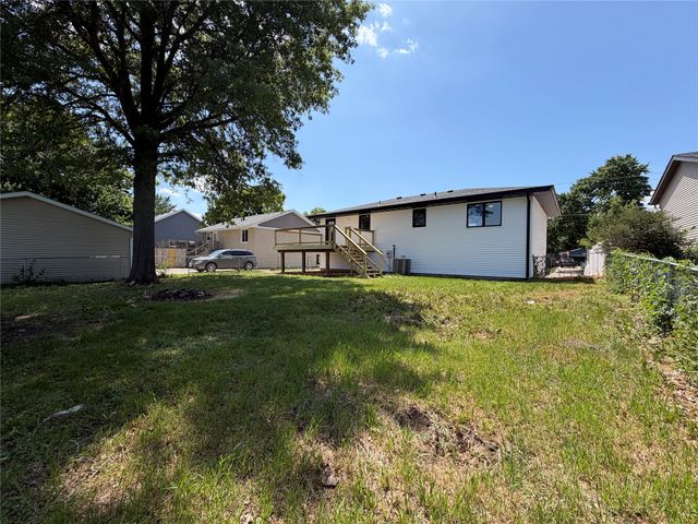 818 E 19th Street N, Newton, IA 50208
