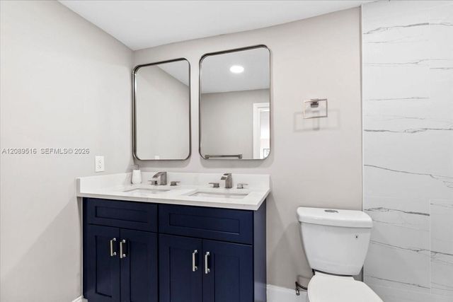 1227 N Ocean Breeze, Lake Worth, FL 33460