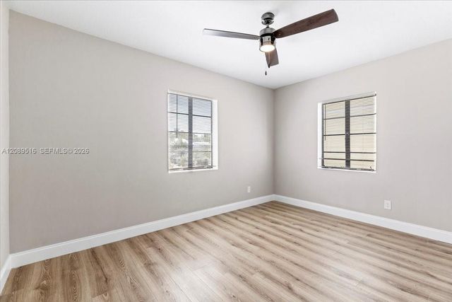 1227 N Ocean Breeze, Lake Worth, FL 33460