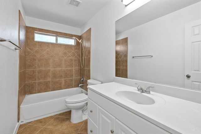 21518 Horseshoe LOOP, Lago Vista, TX 78645