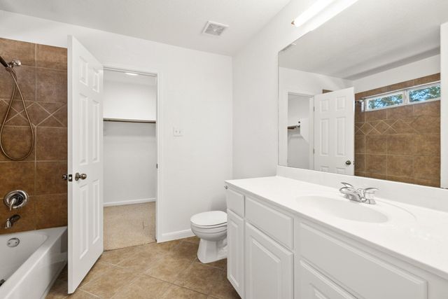 21518 Horseshoe LOOP, Lago Vista, TX 78645