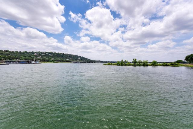 21518 Horseshoe LOOP, Lago Vista, TX 78645