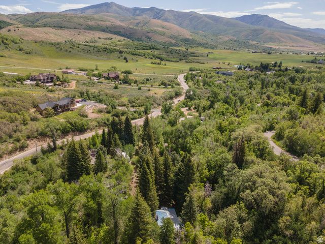 6449 N NORTH FORK RD, Liberty, UT 84310
