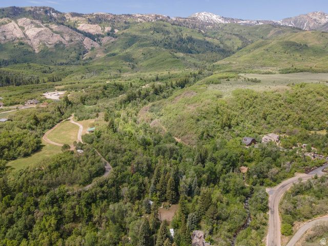 6449 N NORTH FORK RD, Liberty, UT 84310