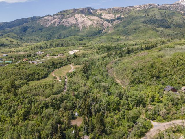 6449 N NORTH FORK RD, Liberty, UT 84310