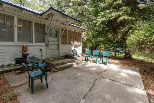 6449 N NORTH FORK RD, Liberty, UT 84310