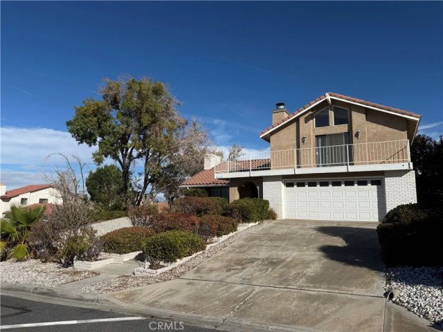 13715 Hidden Valley, Victorville, CA 92395