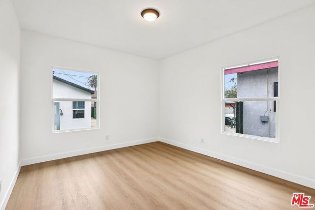 1320 W 51st Place, Los Angeles, CA 90037