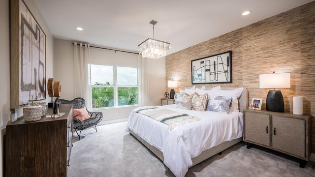 558 Sanderling Circle, Deerfield Beach, FL 33442