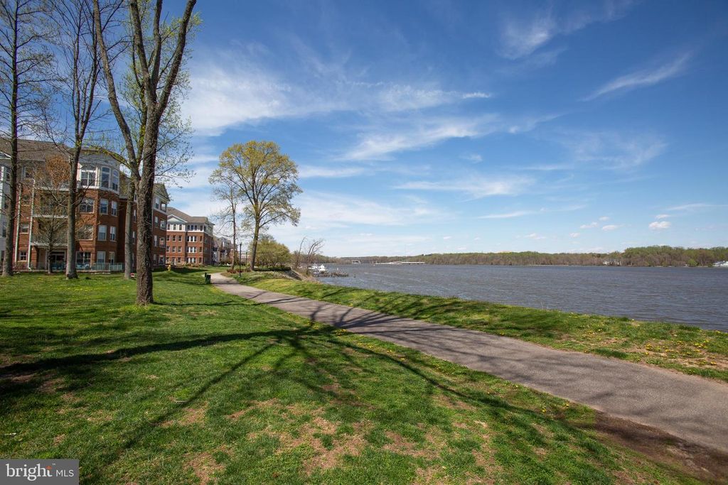 13723 COURSE VIEW WAY, Woodbridge, VA 22191