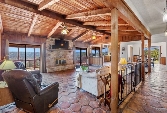 12516 Wire Road, Leander, TX 78641