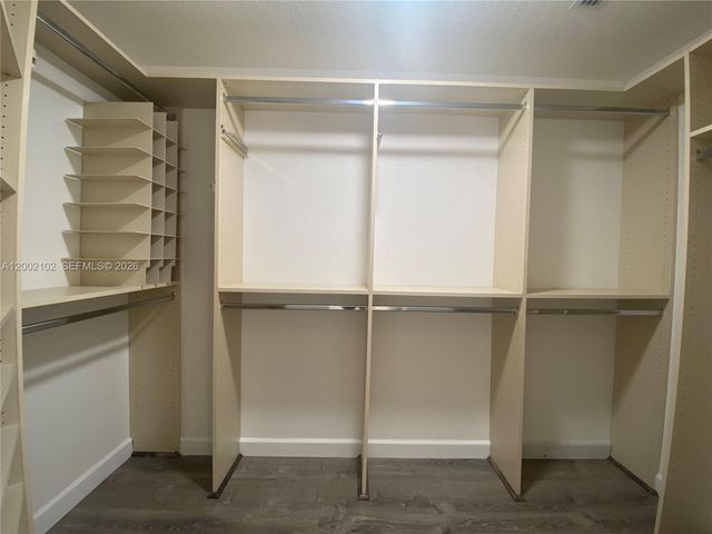 2486 Bay Isle Dr, Weston, FL 33327