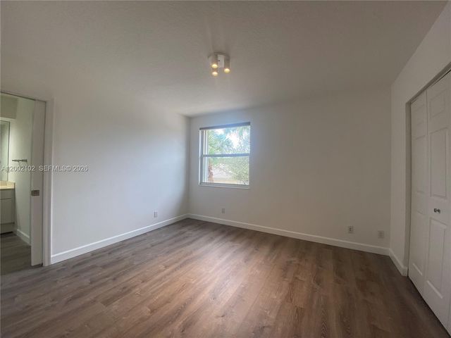 2486 Bay Isle Dr, Weston, FL 33327