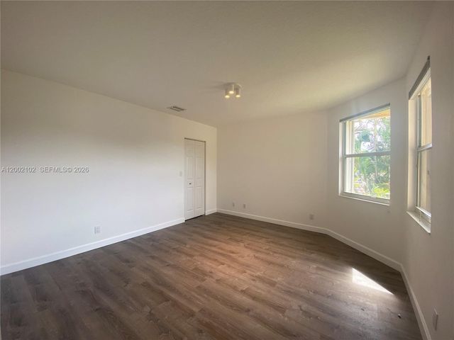 2486 Bay Isle Dr, Weston, FL 33327