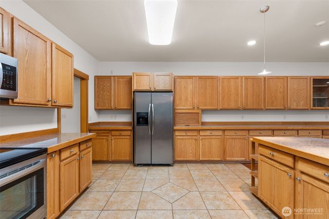 30121 41st Avenue E, Graham, WA 98338