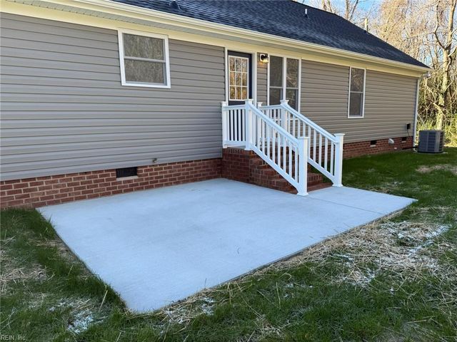 6967 Woodsville RD, Hayes, VA 23072