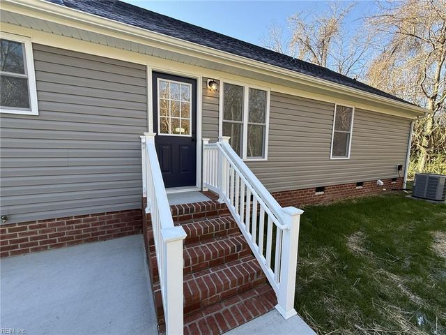 6967 Woodsville RD, Hayes, VA 23072