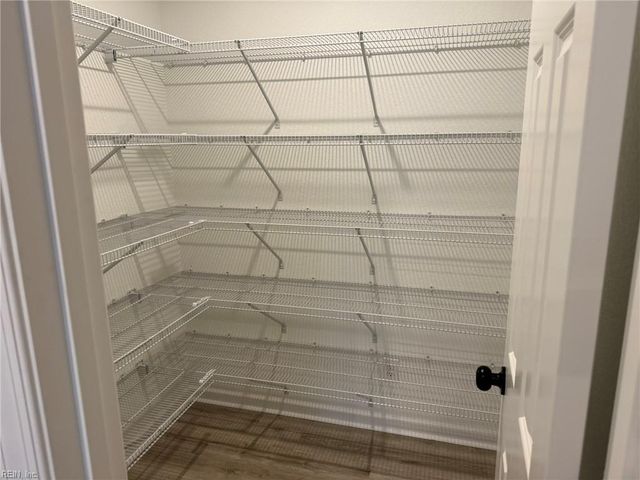 6967 Woodsville RD, Hayes, VA 23072