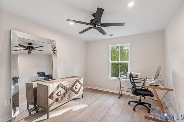 12728 Prestonfield Dr, Chester, VA 23836