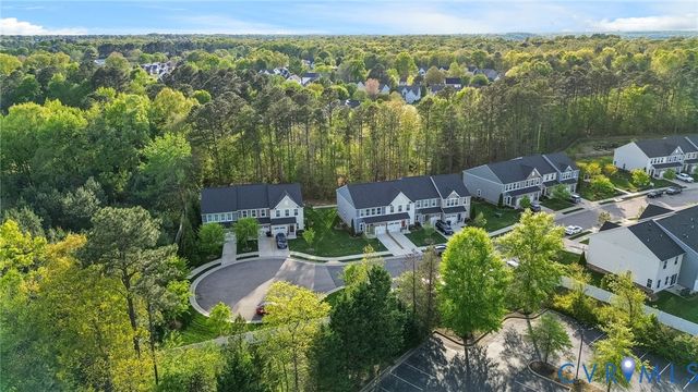 12728 Prestonfield Dr, Chester, VA 23836