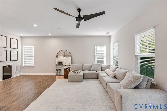 12728 Prestonfield Dr, Chester, VA 23836