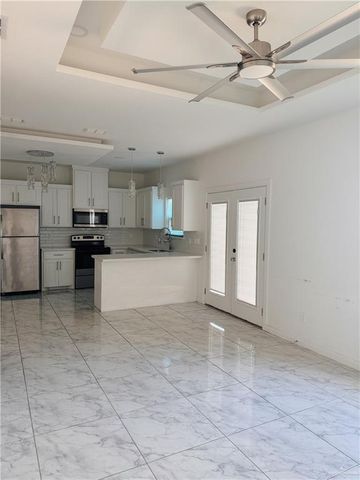 1405 S Yankton Street 1, Alton, TX 78573