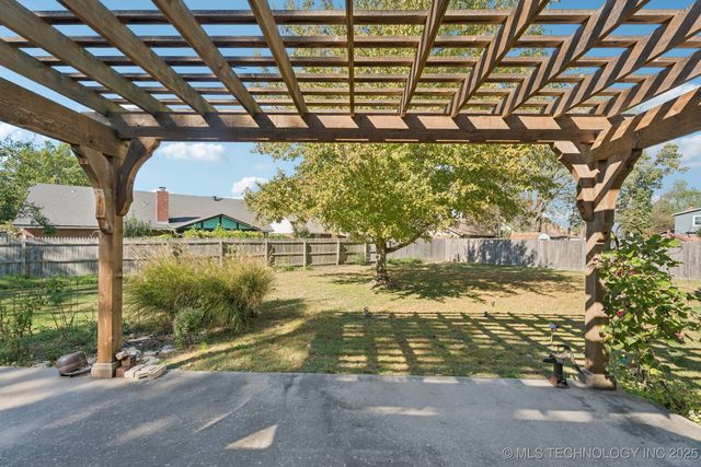 1516 W Jackson Street, Broken Arrow, OK 74012