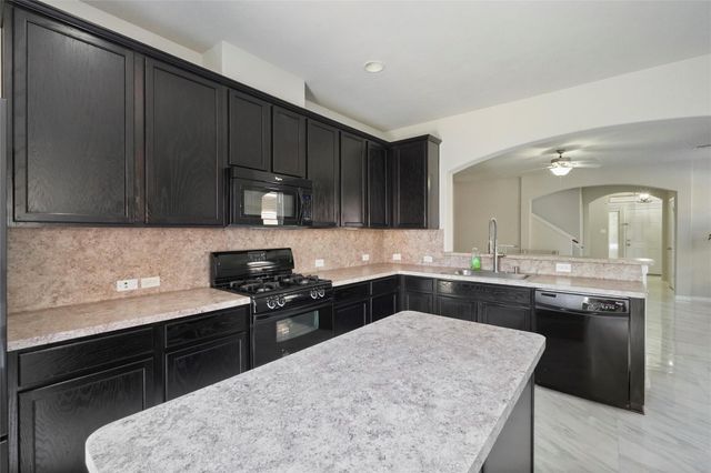 9303 Fuqua Breeze Drive, Houston, TX 77075