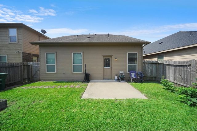 9303 Fuqua Breeze Drive, Houston, TX 77075