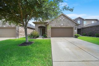 9303 Fuqua Breeze Drive, Houston, TX 77075