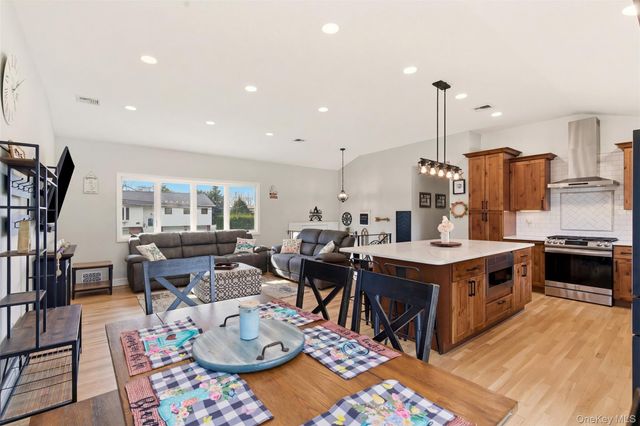 147 Jackson Avenue S, Saint James, NY 11780