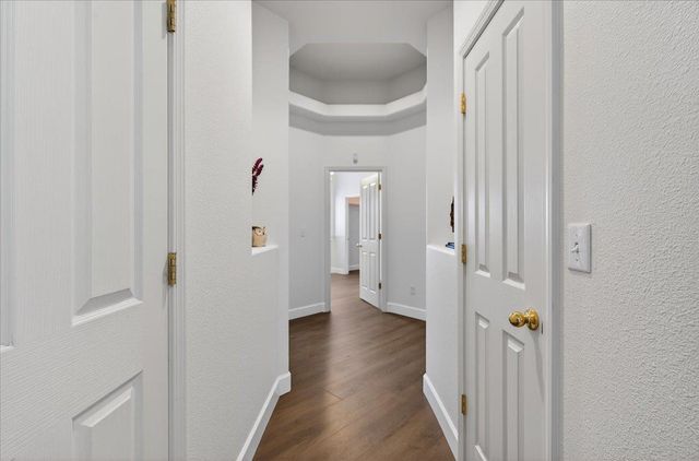 6395 W Portals Avenue, Fresno, CA 93723