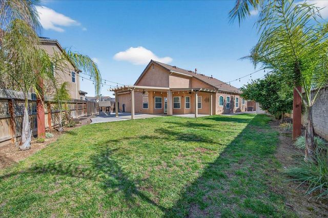 6395 W Portals Avenue, Fresno, CA 93723