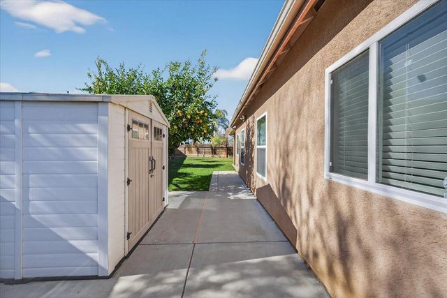 6395 W Portals Avenue, Fresno, CA 93723