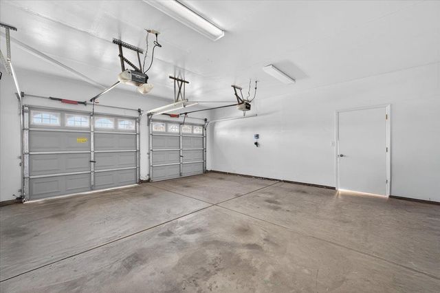 6395 W Portals Avenue, Fresno, CA 93723