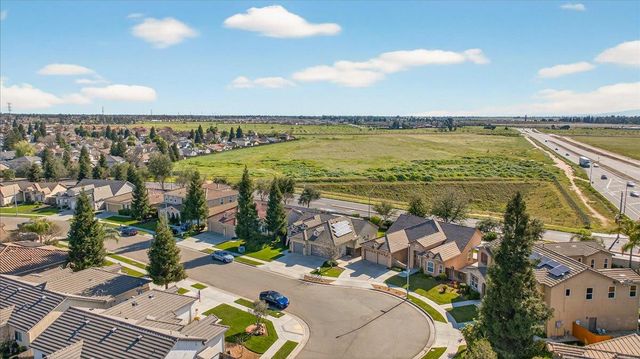 6395 W Portals Avenue, Fresno, CA 93723