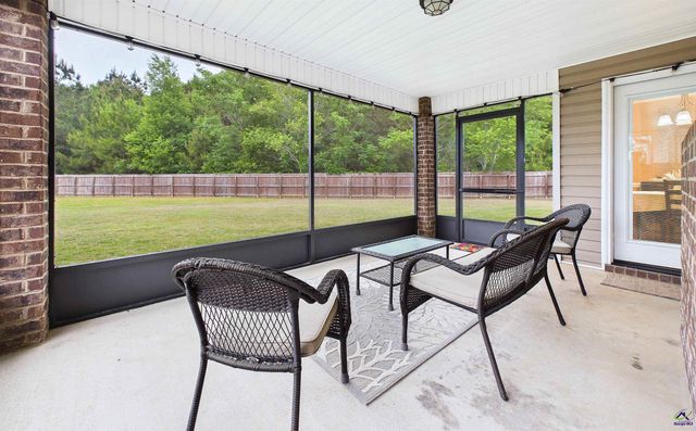107 Justin Drive, Byron, GA 31008