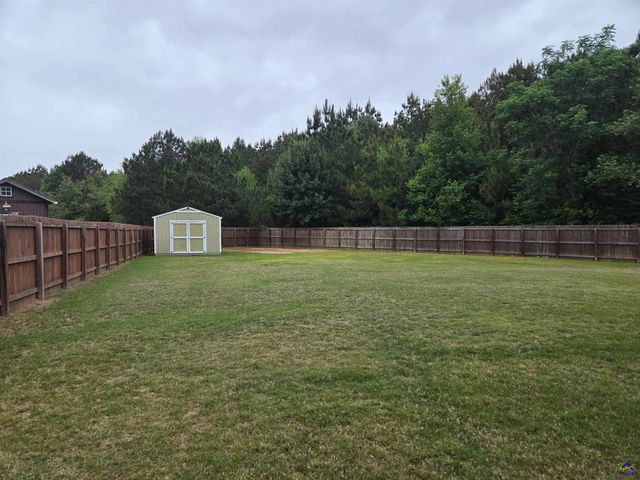 107 Justin Drive, Byron, GA 31008