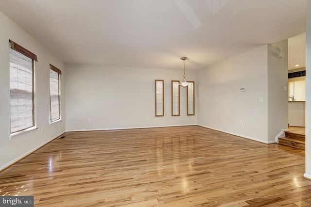 6563 MCKENNA WAY, Alexandria, VA 22315