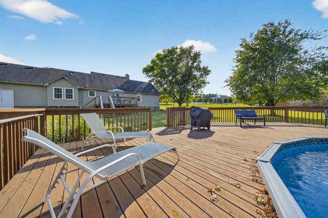 102 Arrowood Dr, Cottontown, TN 37048