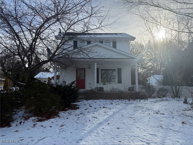 5700 Broadway Avenue, Louisville, OH 44641