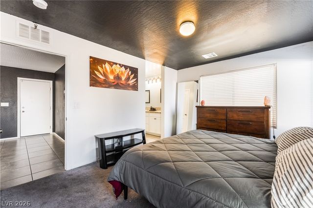 7646 Monomoy Bay Avenue, Las Vegas, NV 89179