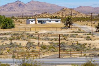 18531 E Palmdale Boulevard, Palmdale, CA 93591