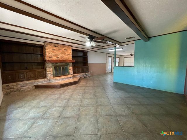 3373 State Highway 35, Port Lavaca, TX 77979
