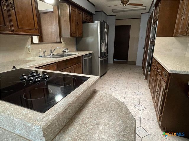 3373 State Highway 35, Port Lavaca, TX 77979